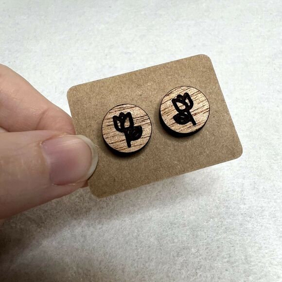 3 Pack Wooden Engraved Stud Earrings - Picture 4 of 4